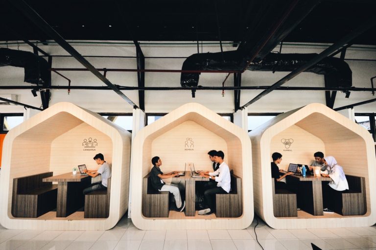 coworking space surabaya 1 768x511
